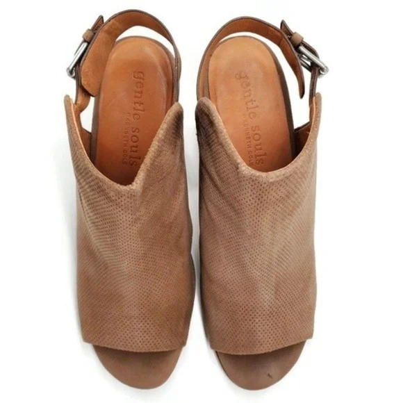 Gentle Souls Tan Nubuck Leather Open-Toe Sling-Back Stacked Heel Shootie Sandals - Picture 4 of 16